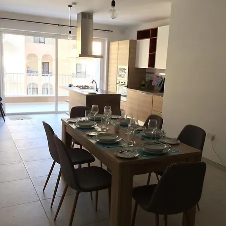 Mikasa Qawra Apartment *